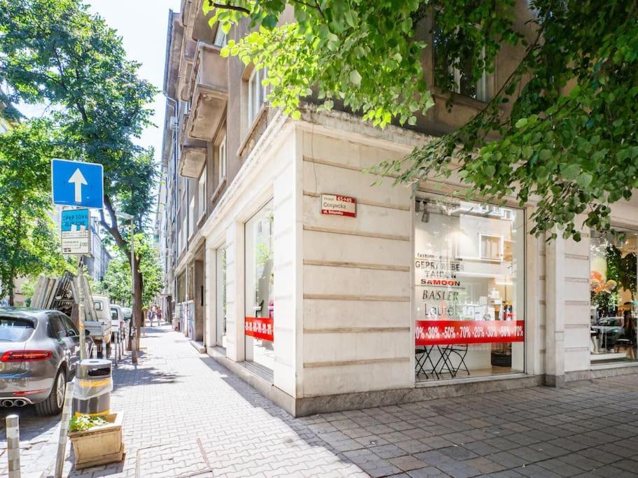 Cozy 1 Bdrm, Top Center, Solunska Near Vitoshka Street София Екстериор снимка